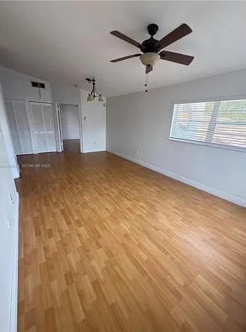 Point Lake Condo — Photo 4