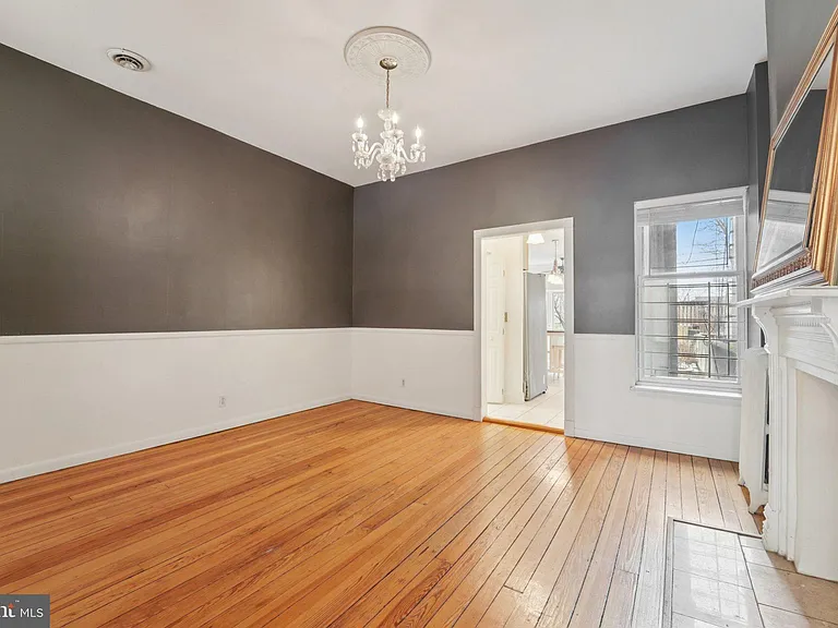 2206 E Baltimore St — Photo 11