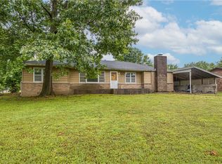 102 W Garner St, Goodman, MO 64843
