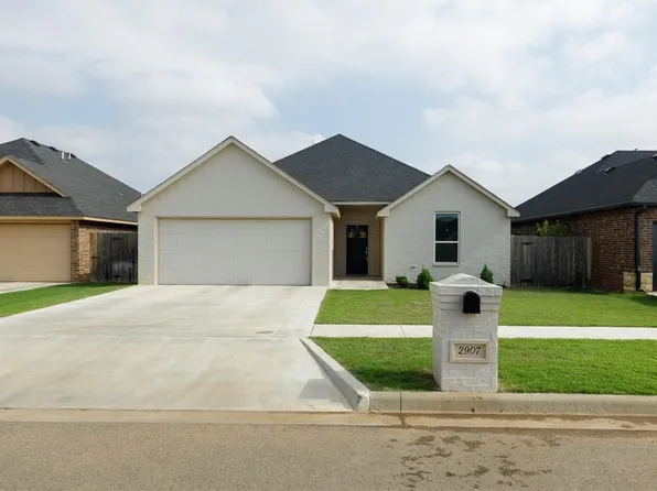 2907 Hayride Dr, Weatherford, OK 73096