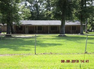 15221 El Ranchitos Ave, Greenwell Springs, LA 70739