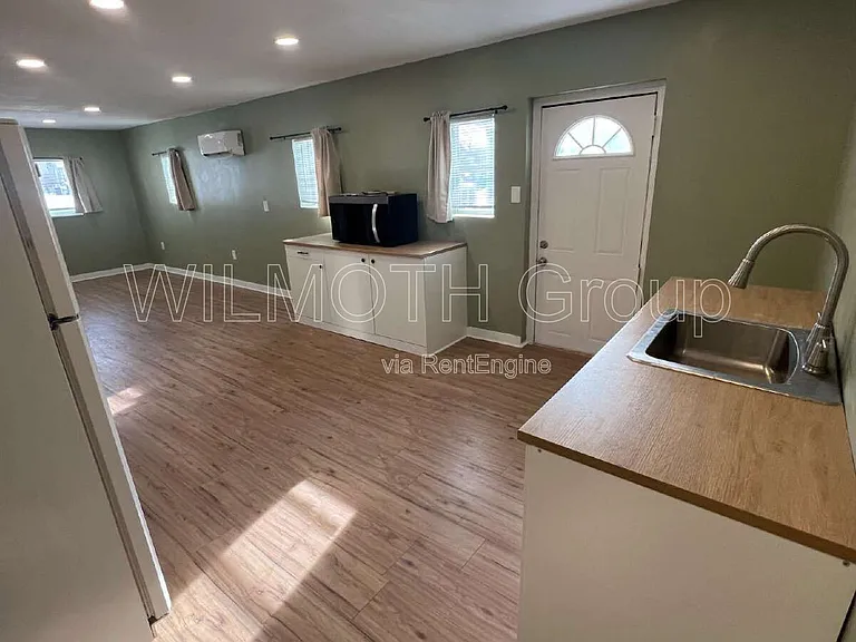2530 N Temple Ave — Photo 4