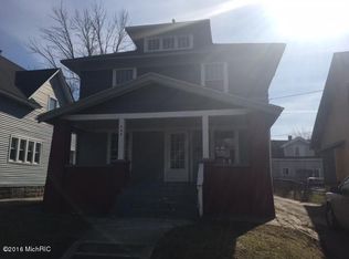 668 Lynch St SW, Grand Rapids, MI 49503