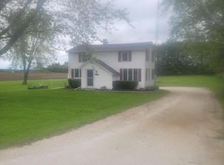 6023 Old Q Rd, Manitowoc, WI 54220