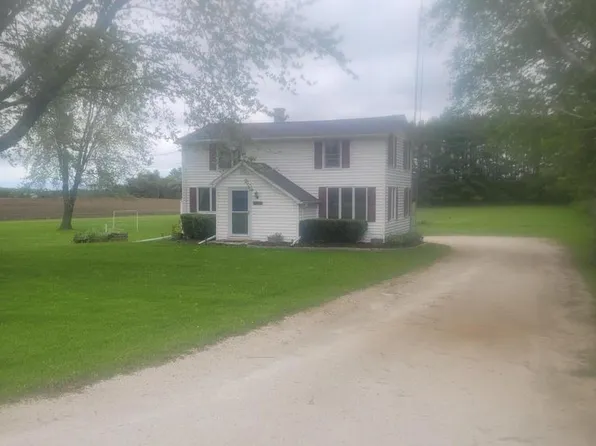 6023 Old Q ROAD, Manitowoc, WI 54220