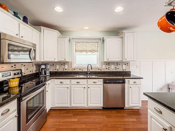 4th image of 5946 Breigha Dr