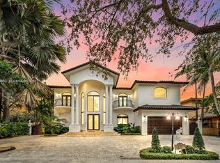 8200 NW 163rd St, Miami Lakes, FL 33016