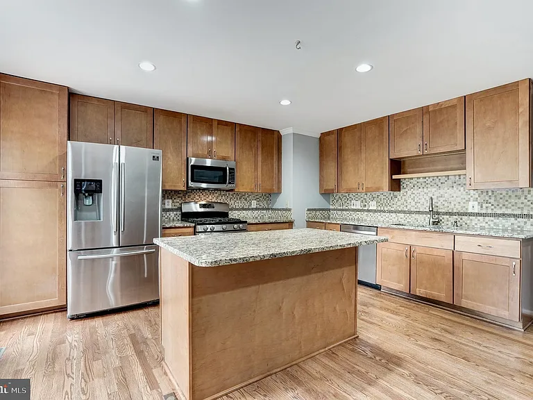3827 Inverness Rd — Photo 12