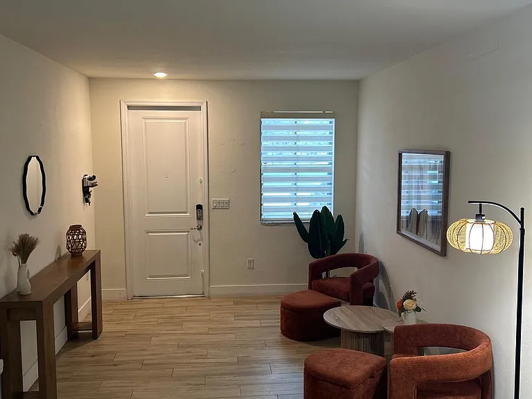 11429 SW 253rd St — Photo 2