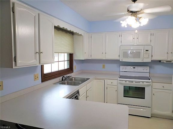 2nd image of 131 Tulane Ct