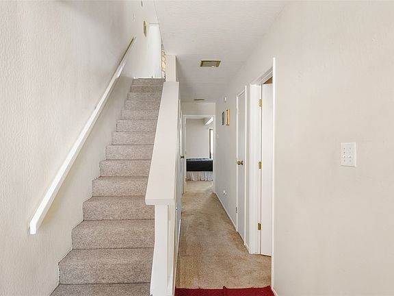 2nd image of 321 Ski Way Unit 187