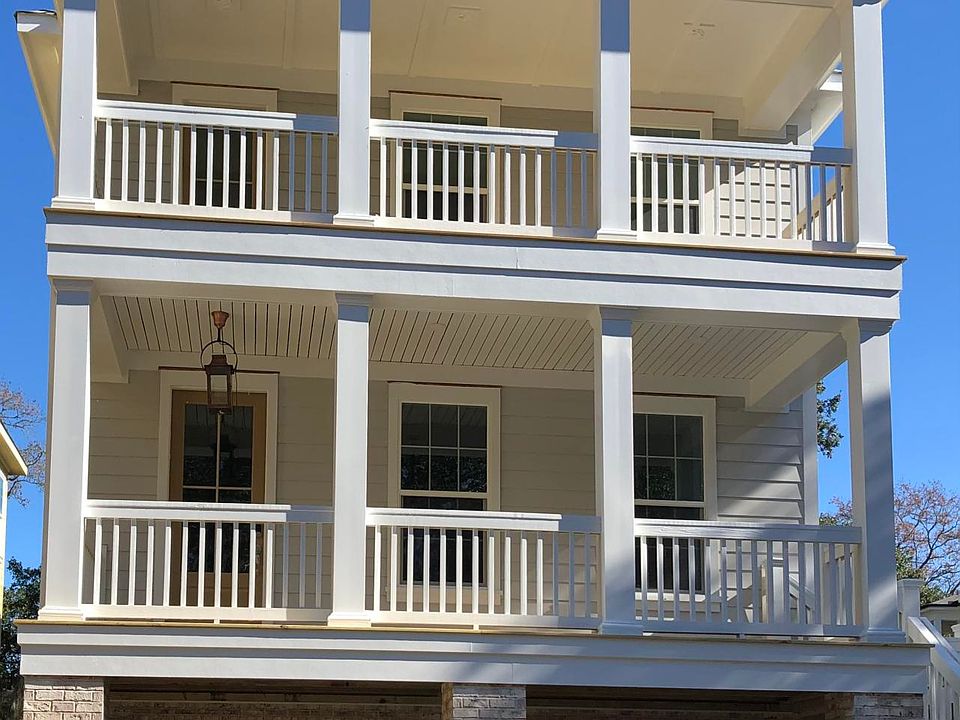 1st image of 1103 Avenue F