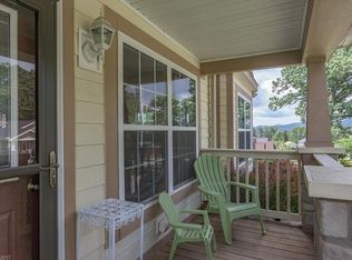 10 Oakcrest Dr, Asheville, NC 28806