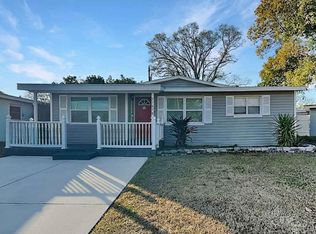 11675 104th St, Largo, FL 33773