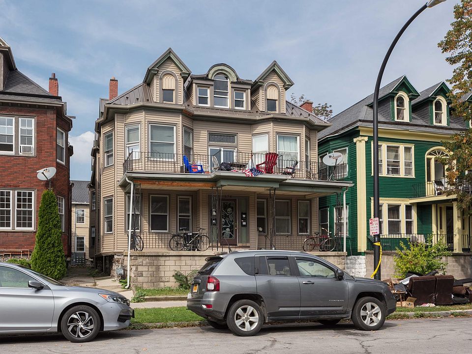 1st image of 576 Potomac Ave