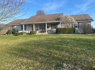 613 Brown Rd, Wilmington, OH 45177