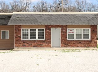 9035A Gateway Dr, Neosho, MO 64850