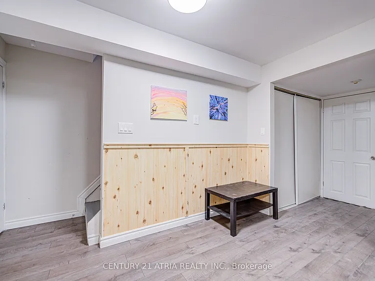 52 Applegate Cres — Photo 27