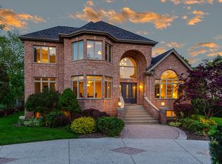 1953 Maple Pl, Riverwoods, IL 60015