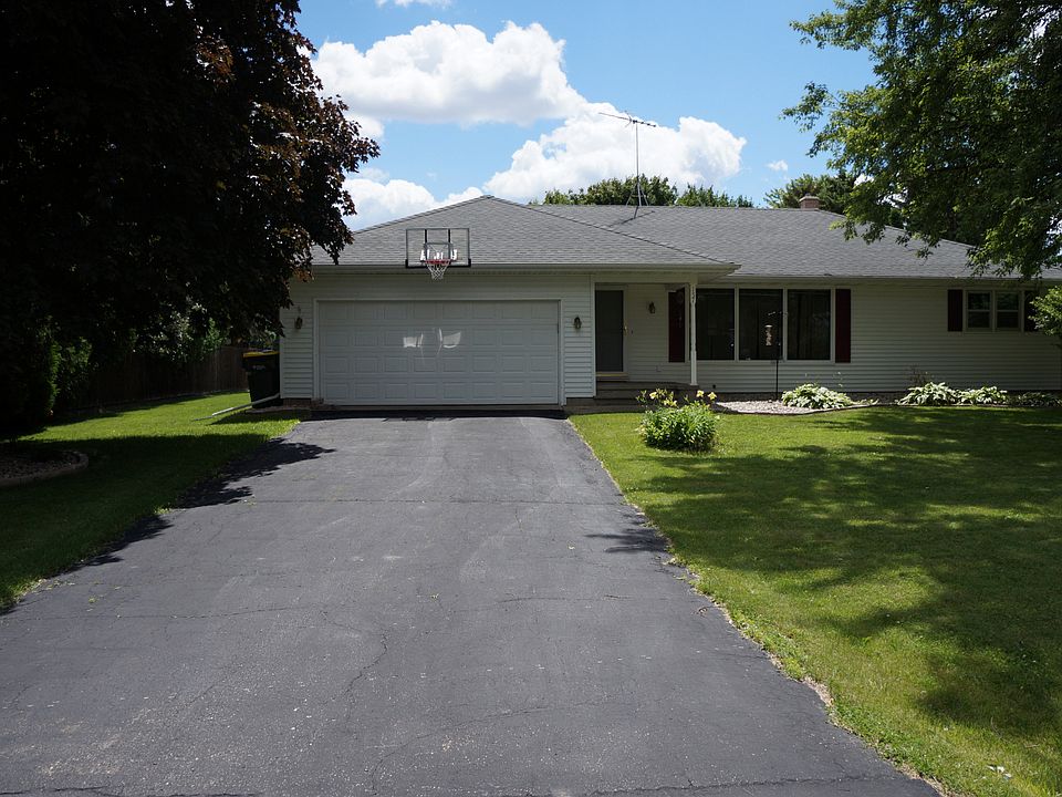 1st image of 157 Villa Dr