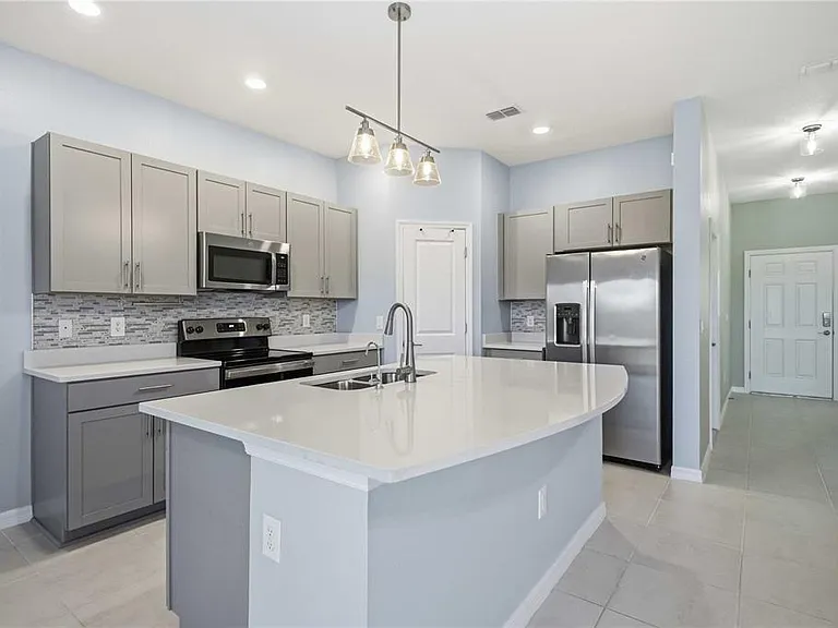 11779 Glenside Ter — Photo 9