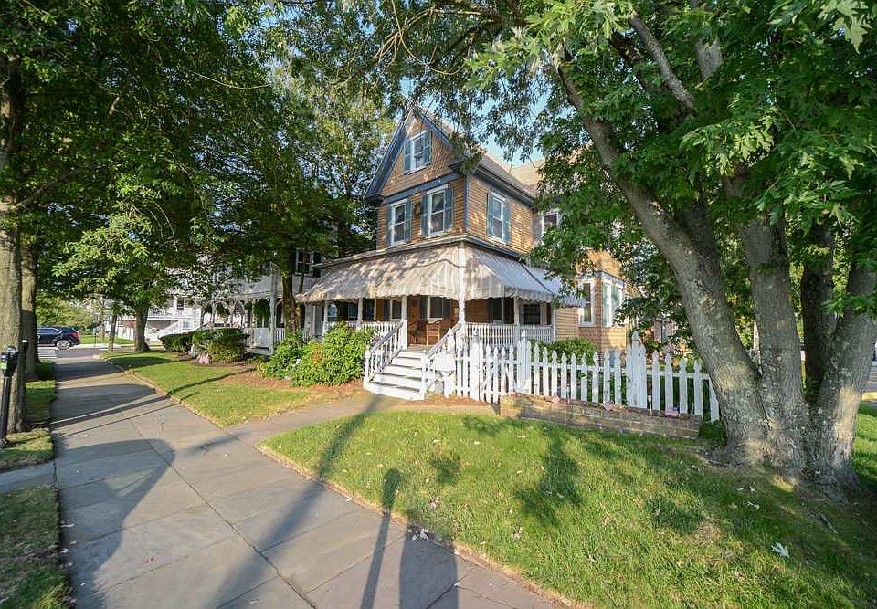 1st image of 705 Central Ave
