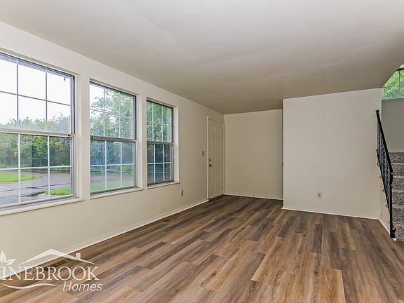 4th image of 7568 Mount Whitney St