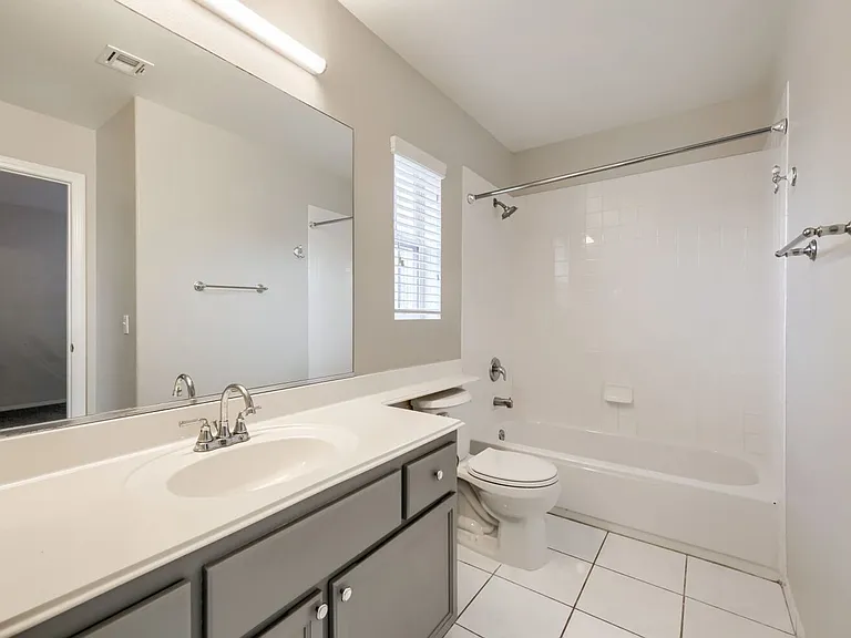 950 Sweeping Vine Ave — Photo 20