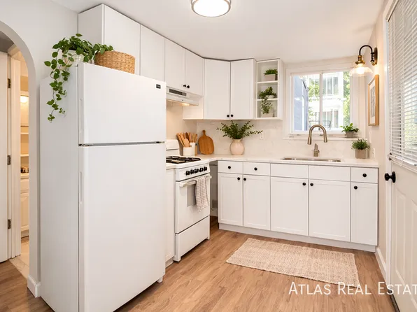 423 N Wahsatch Ave, Colorado Springs, CO