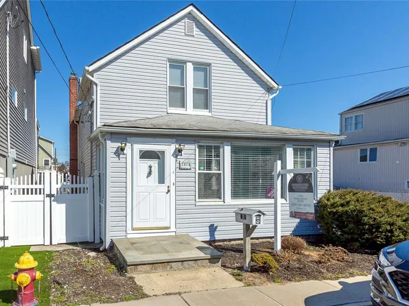 2829 Alder Road, Bellmore, NY 11710