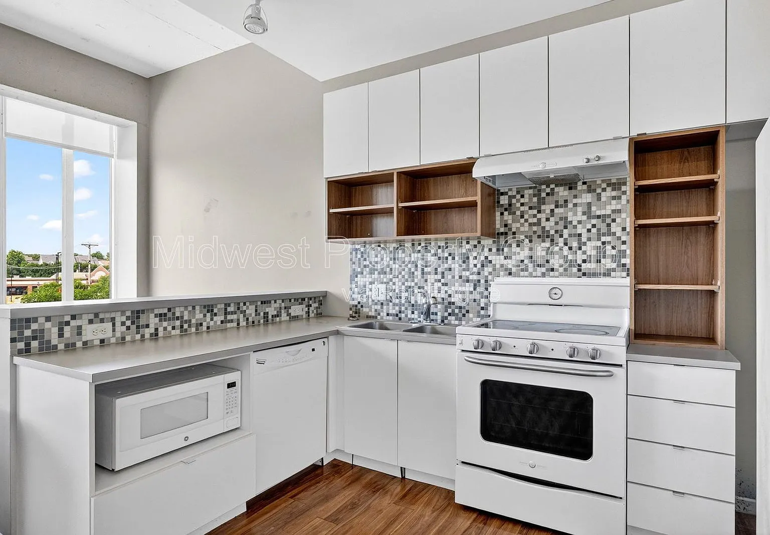 Studio, 1.0 bath, 755 sqft, $1,065 — Photo 4