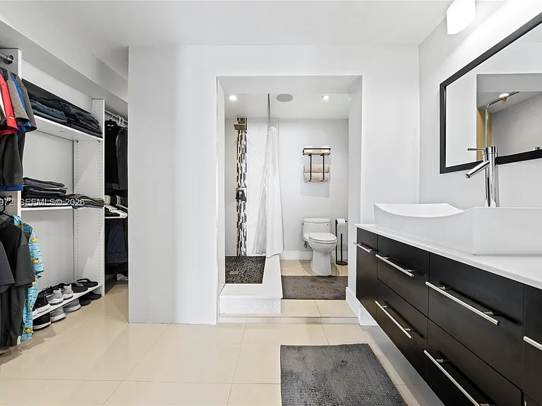 217 E Acre Dr — Photo 21