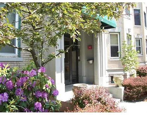 84 Gordon St #404 Photo 1