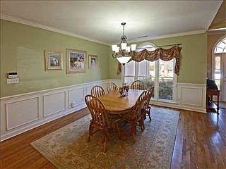 4th image of 1739 Napier Woods Dr