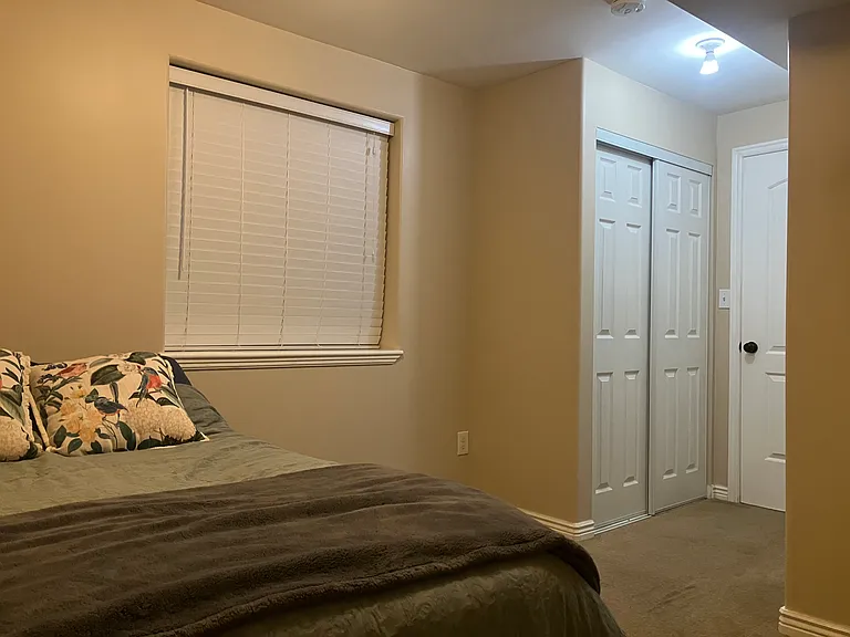 655 E Abbottsford Ln — Photo 8