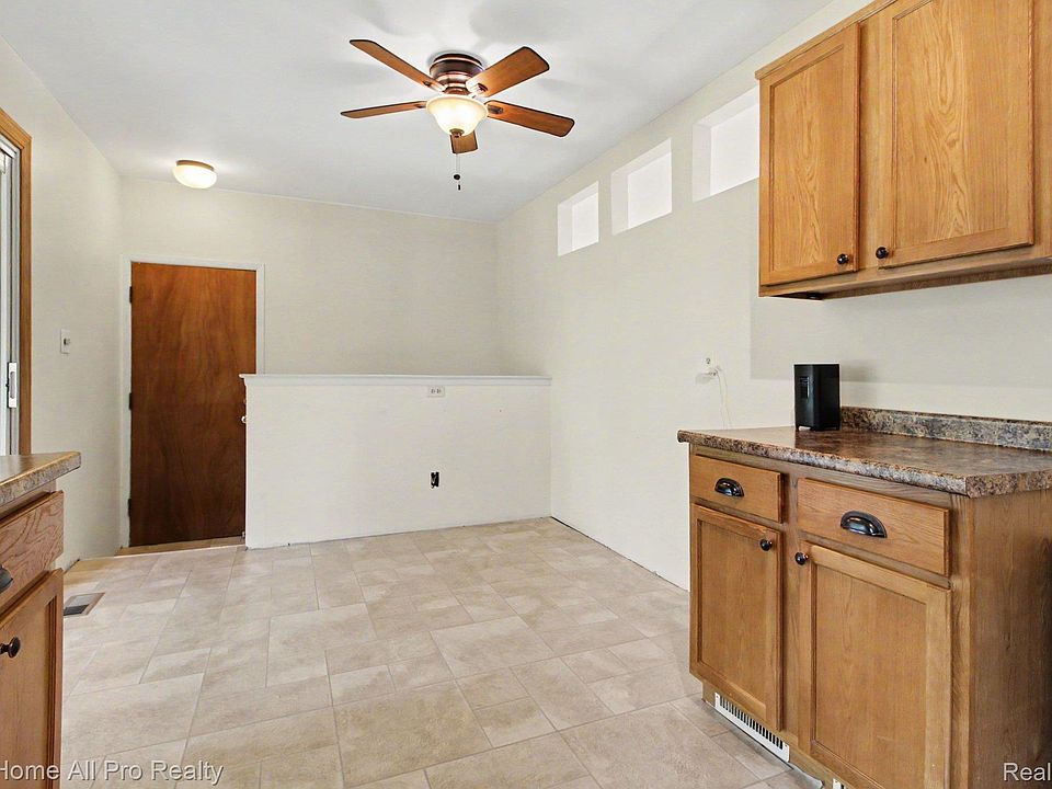 14242 Park St, photo 13