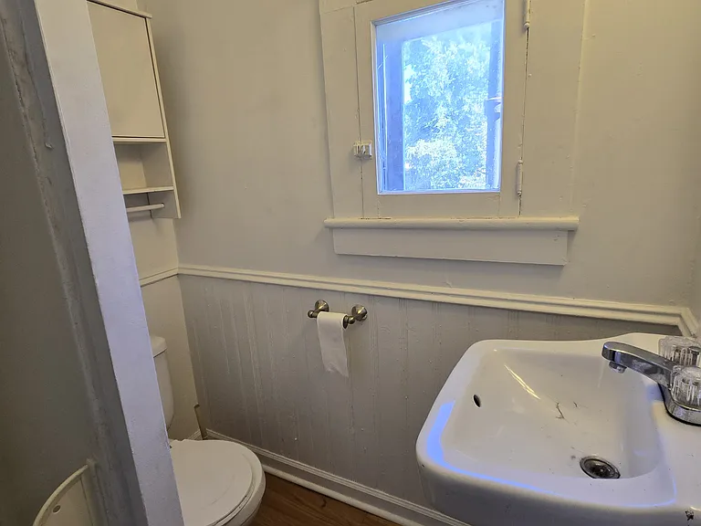 709 Dillard St #2 — Photo 19