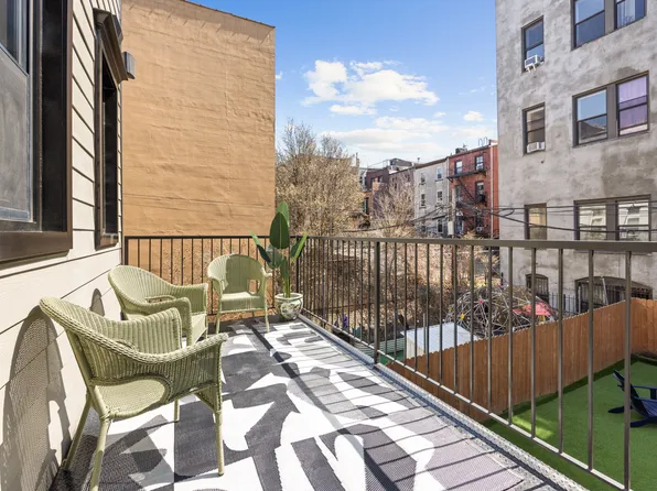 198 Putnam Avenue image 7 of 23