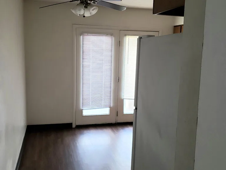 873 1st St — Photo 3