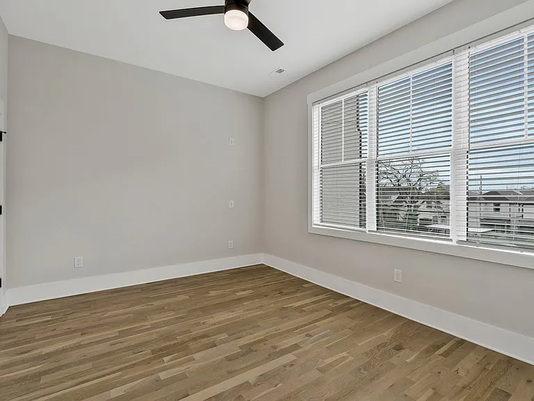 6109 Robertson Ave #B — Photo 12