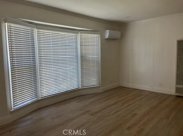 3360 Barham Blvd, Los Angeles, CA 90068