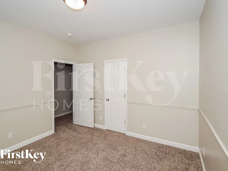 1254 Easterwood Blvd — Photo 12