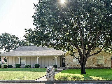 1st image of 3290 Peninsula Dr #1