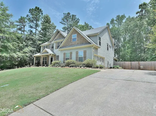 71 Oak Leaf Way, Hamilton, GA 31811