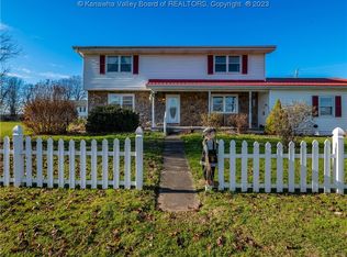 60 S Azalea Dr, Millwood, WV 25262