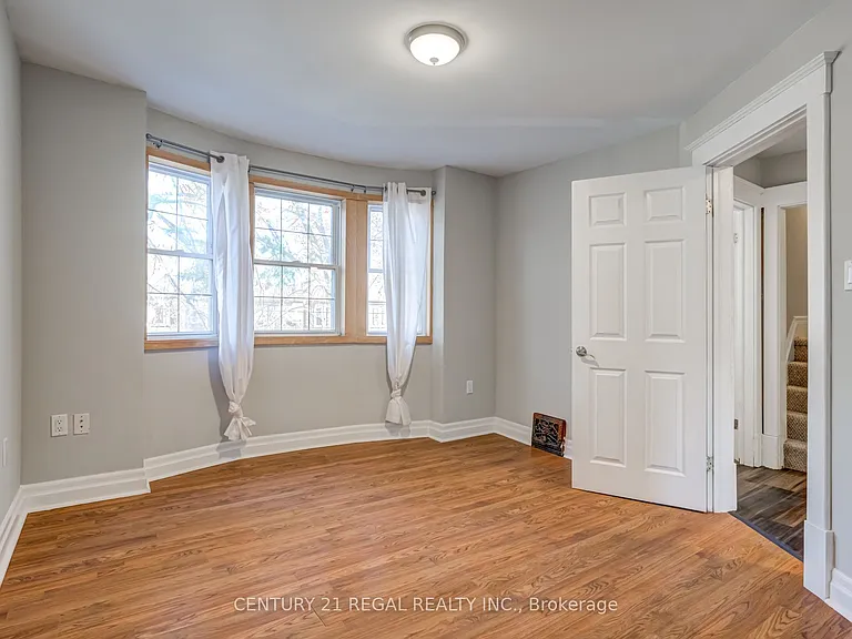 184 Maplewood Ave — Photo 29