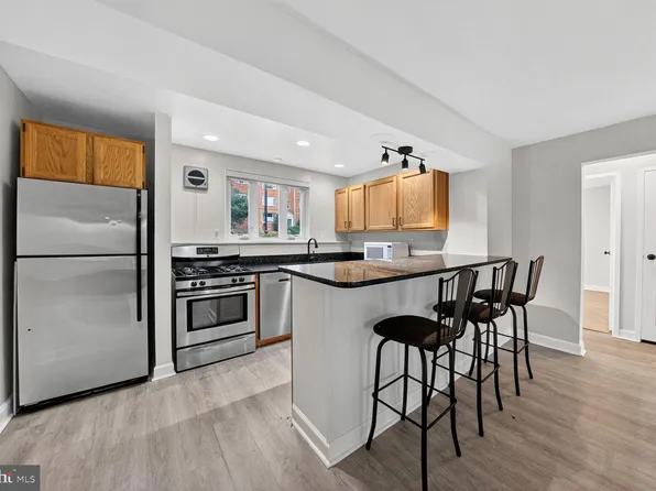 10403 Montrose Ave #10403, Bethesda, MD 20814