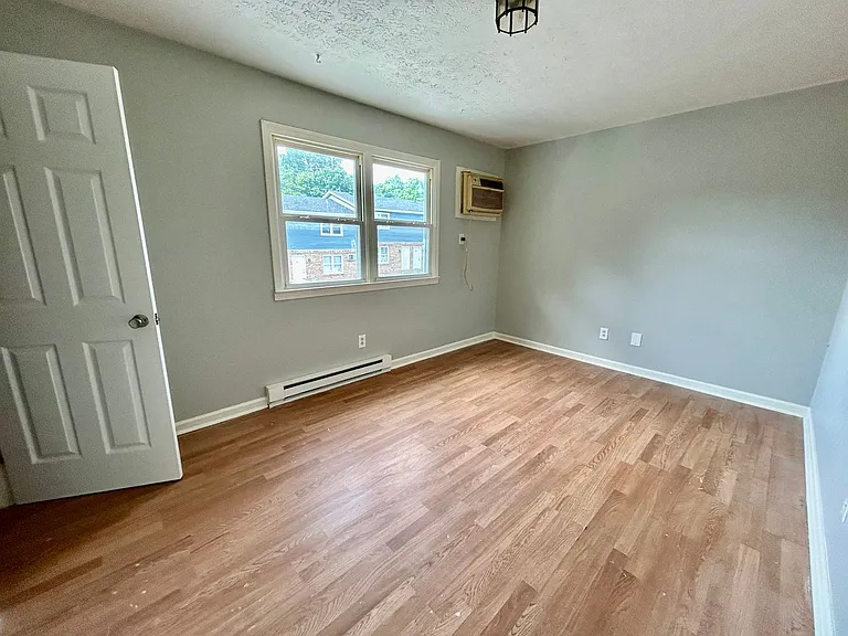 190 Macey Ave #6 — Photo 11