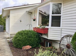 33684 Westshore Ln, Warrenton, OR 97146