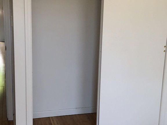 3rd image of 14315 Beech Ave #3FLOOR